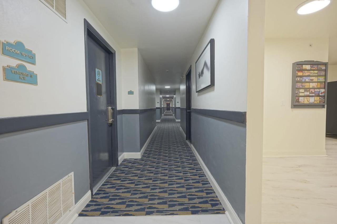 Greenwoods Inn & Suites Berlin Luaran gambar